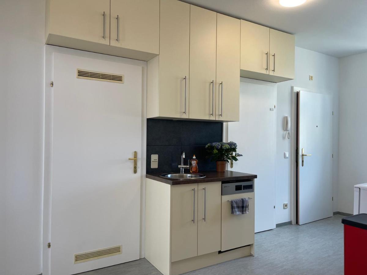 Peaceful Apartment For 4 Vienna Esterno foto