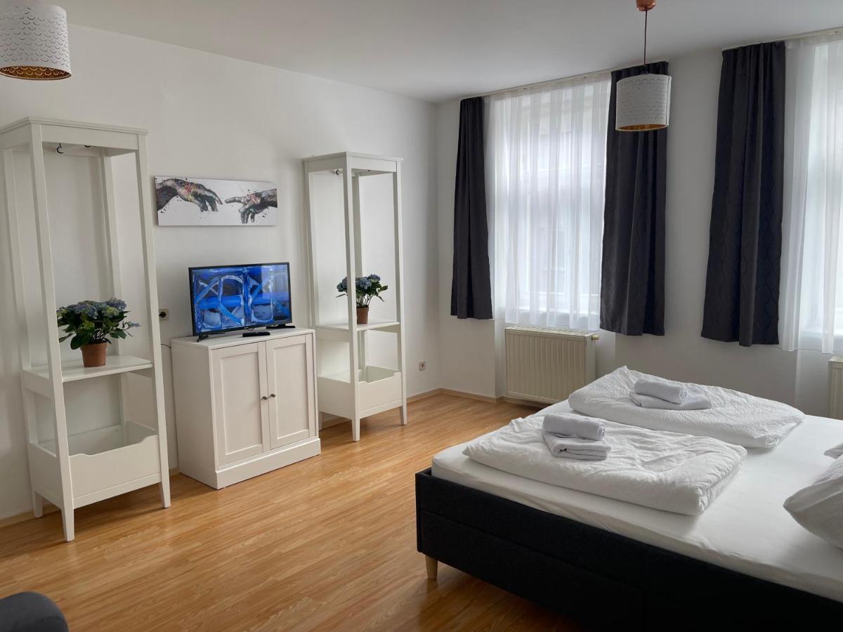 Peaceful Apartment For 4 Vienna Esterno foto