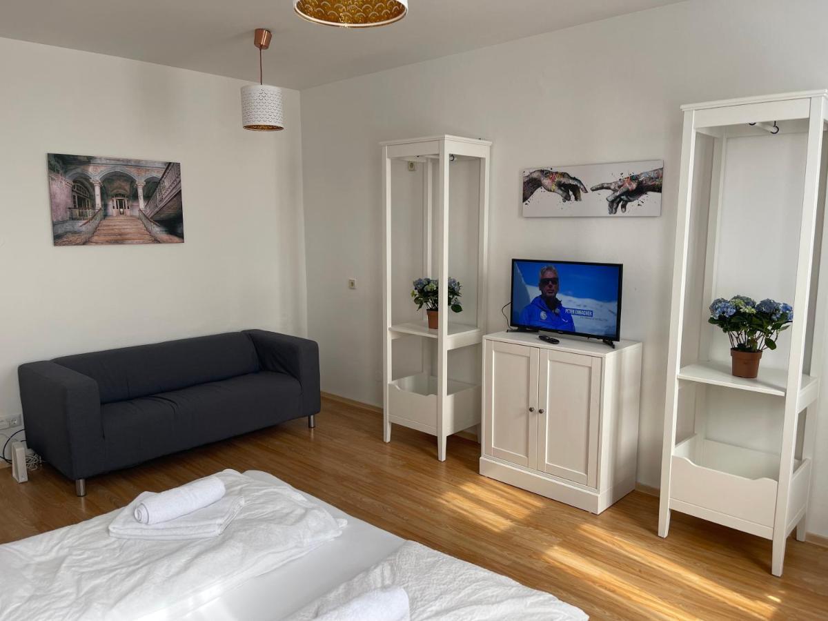 Peaceful Apartment For 4 Vienna Esterno foto